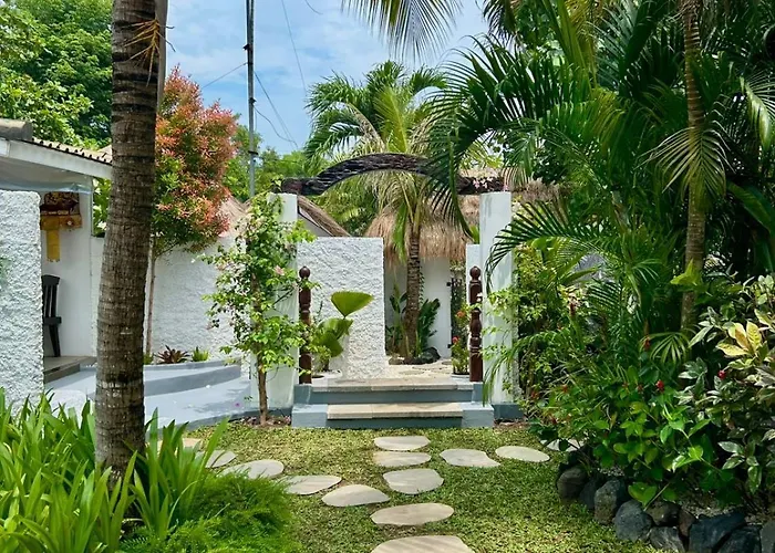Le Petit, Bingin Number 4 Vakantiehuis Uluwatu